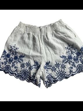 JOHNNY WAS JADE - XL White Linen-Blend LINED Shorts with Blue Embroidered Hem